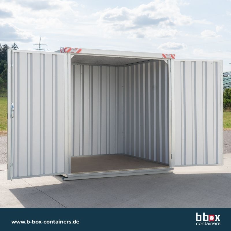 Schnellbaucontainer QuickBox S 2x2m Doppelflügeltür beide offen von b box containers